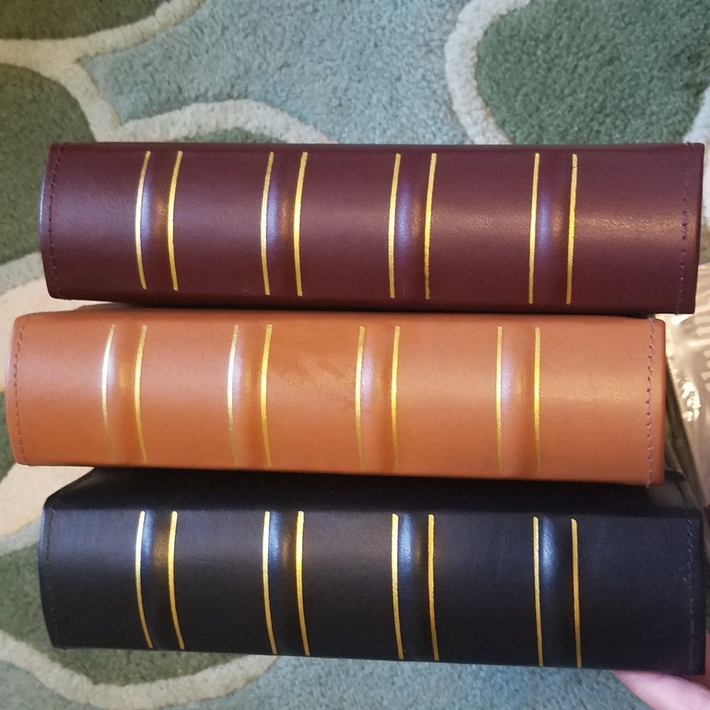 Bundle!! 4 new photo albums!!